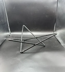 מעמד שחור להגבהה לקערות