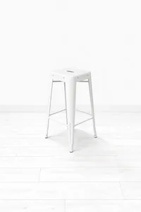 כסא בר דורתי לבן ללא משענת